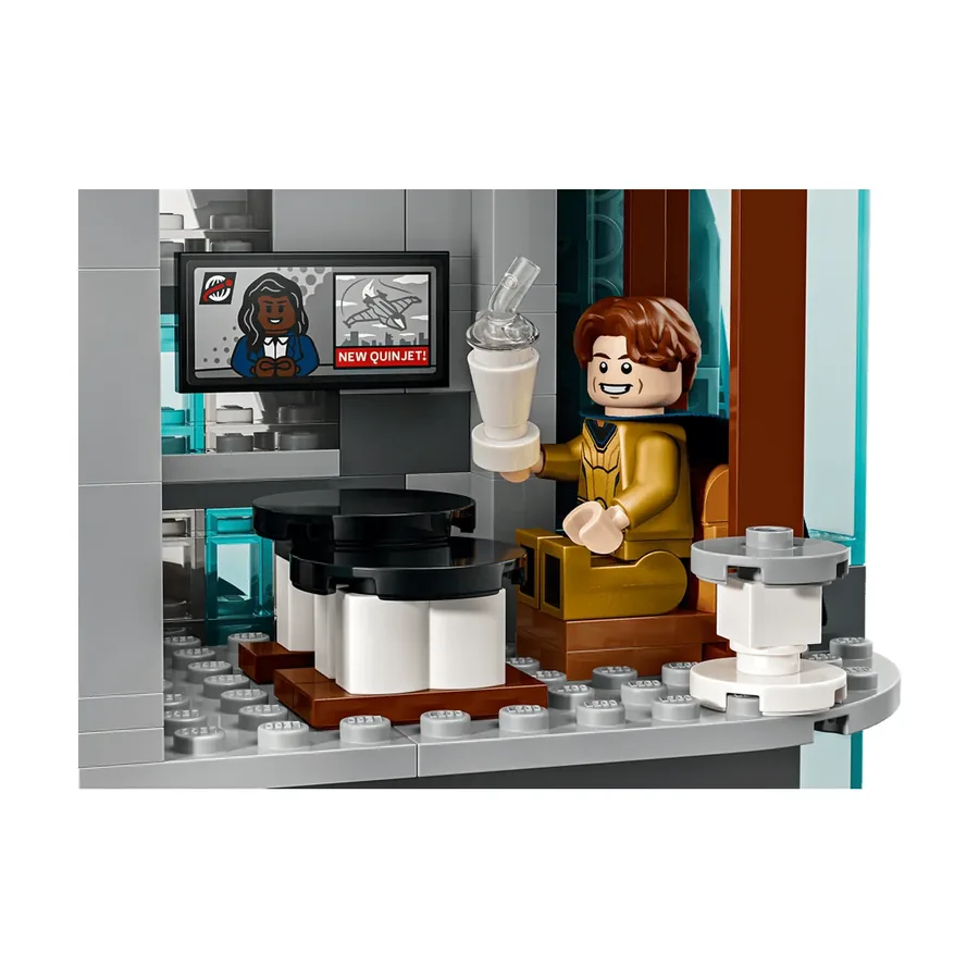 LEGO Marvel Avengers: Doomsday New Avengers Tower (76352), view 4