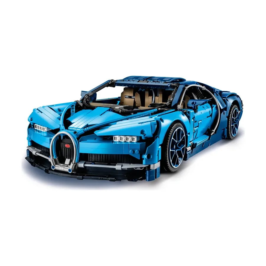 LEGO Technic Bugatti Chiron (42083), front view