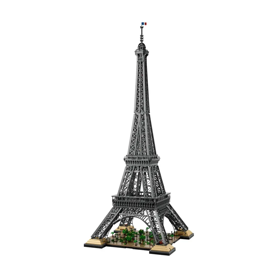 LEGO Icons Eiffel Tower (10307), front view