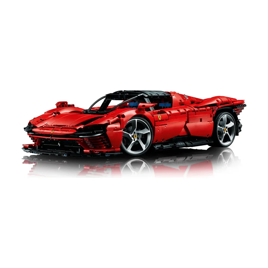 LEGO Technic Ferrari Daytona SP3 (42143), view 2