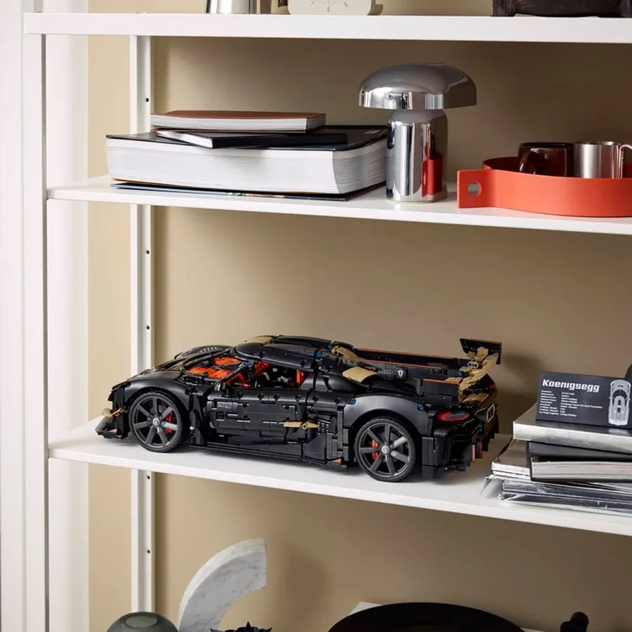 LEGO Technic Koenigsegg Sadair's Spear Megacar (42232), view 6
