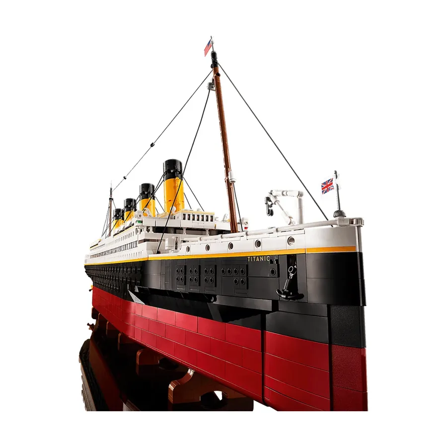 LEGO Icons Titanic (10294), view 3